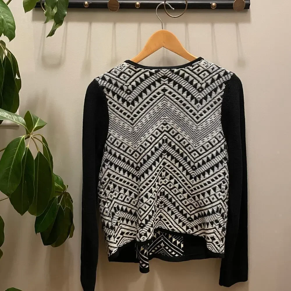 Lucky Brand Womens Large Aztec Pattern Sweater | Black & White Zip Knit Cardigan - Picture 3 of 9